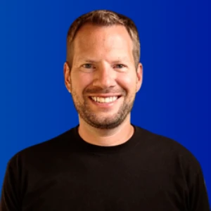 Aaron Makelky