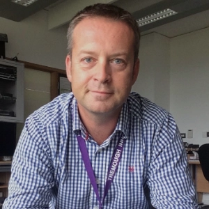 Simon Ashley